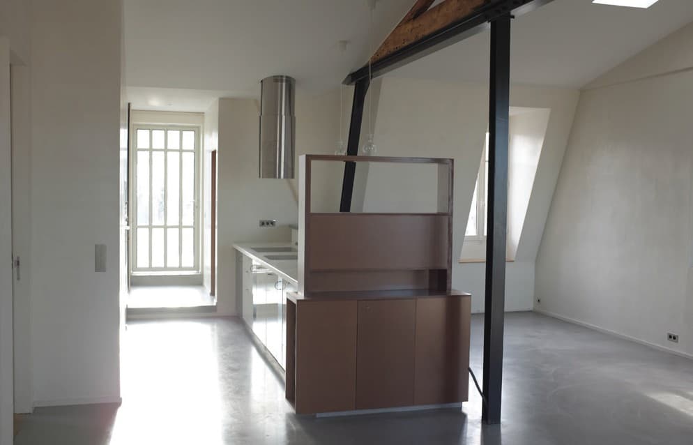 Réhabilitation de chambres de bonnes en deux logements — vue 3