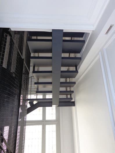 Réhabilitation de chambres de bonnes en deux logements — vue 4